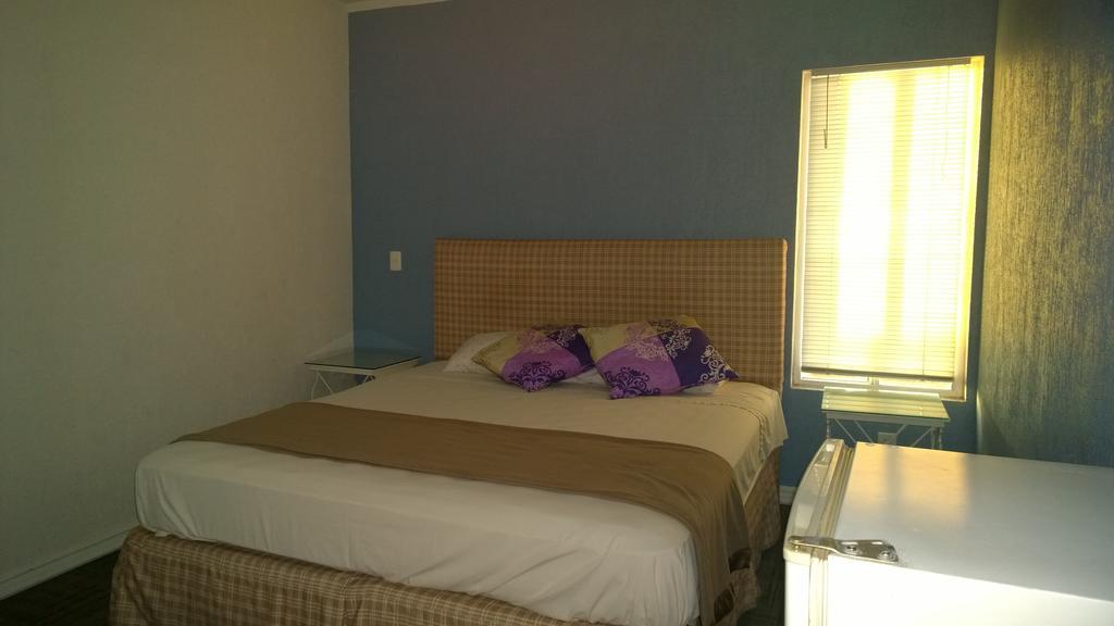 Solari Casa De Huespedes Apartment Rosarito Luaran gambar